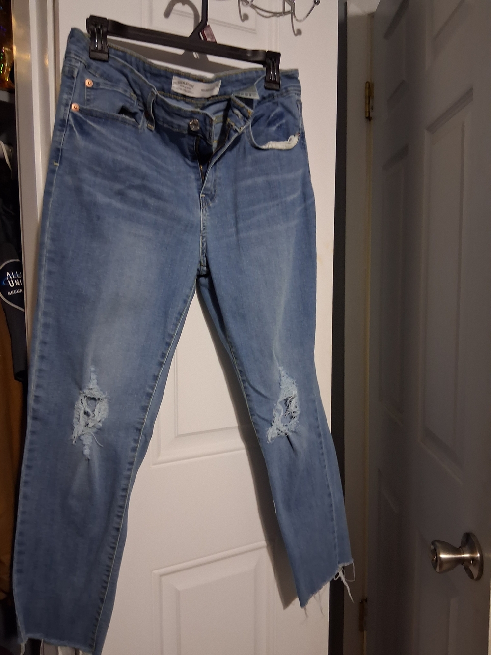 Signature by Levi Strauss Light Blue Distressed Ankle Jeans
